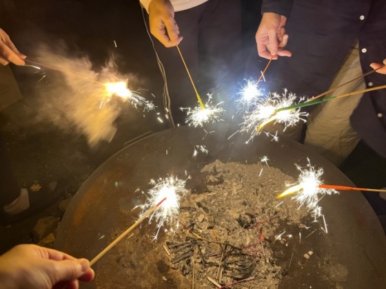 静岡県 伊東・宇佐美・川奈の貸別荘・コテージ｜ISOLA伊豆高原の写真：花火OKのコテージ
