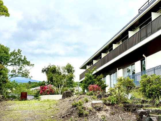 静岡県 伊東・宇佐美・川奈の貸別荘・コテージ｜ISOLA伊豆高原：大人数