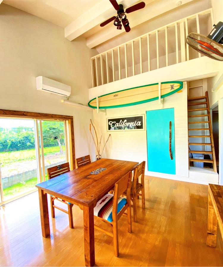 千葉県 勝浦・鴨川のコテージ｜ウミカグのお宿の写真：ビーチハウスをイメージした室内！