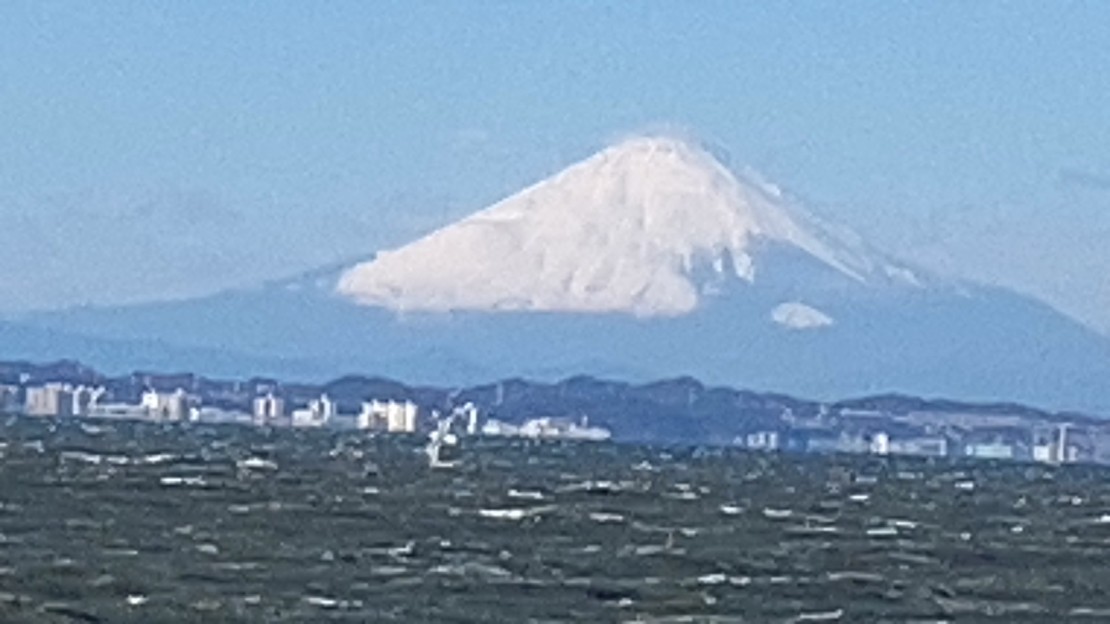 ﾎﾃﾙ&ｸﾞﾗﾝﾋﾟﾝｸﾞ ACT FUTTSU｜千葉県・木更津・君津・富津｜東京湾越しの富士山（冬）