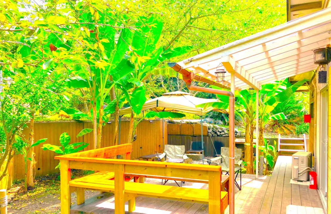 金谷バナナハウス｜千葉県・木更津・君津・富津｜澄んだ空気と爽やかな自然の中で、周りを気にせずゆったりお過しいただけます