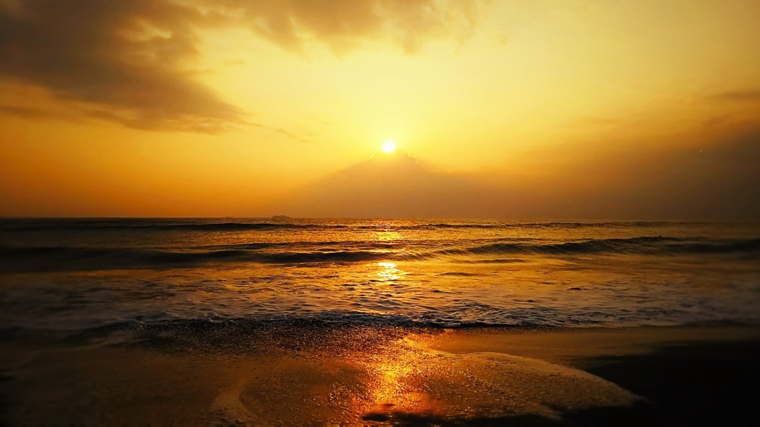オリゾン｜千葉県・館山・南房総｜近隣の海からの夕日