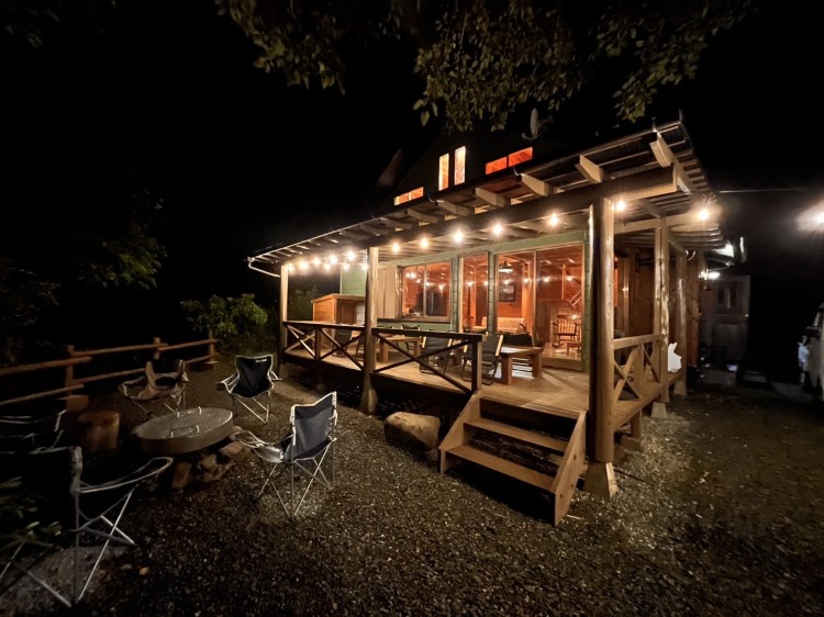 山梨県 大月・都留のコテージ｜のんびり荘道志の写真：BBQスペース