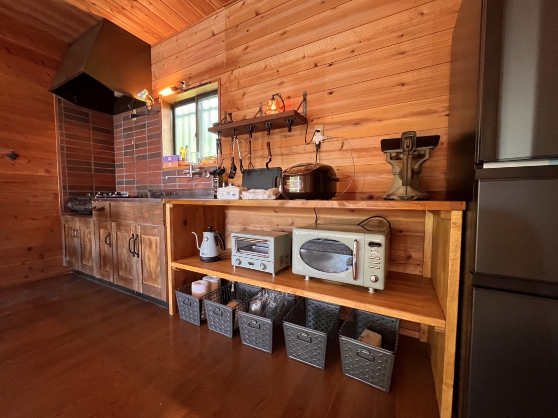 のんびり荘道志｜山梨県・大月・都留｜使いやすく家電もそろったキッチン