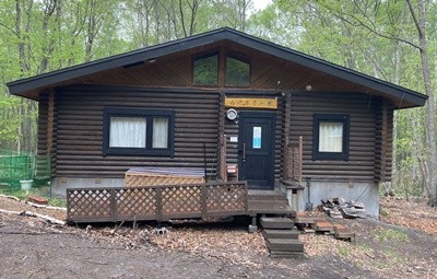 北海道 釧路・阿寒・根室・川湯・屈斜路のコテージ｜ふくろう山荘の写真：本格派ログハウスです