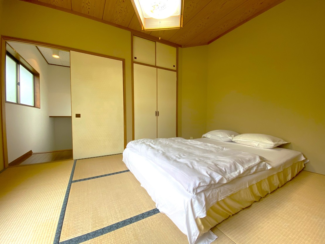 地中海の家｜静岡県・伊豆高原｜和室ダブルベッド