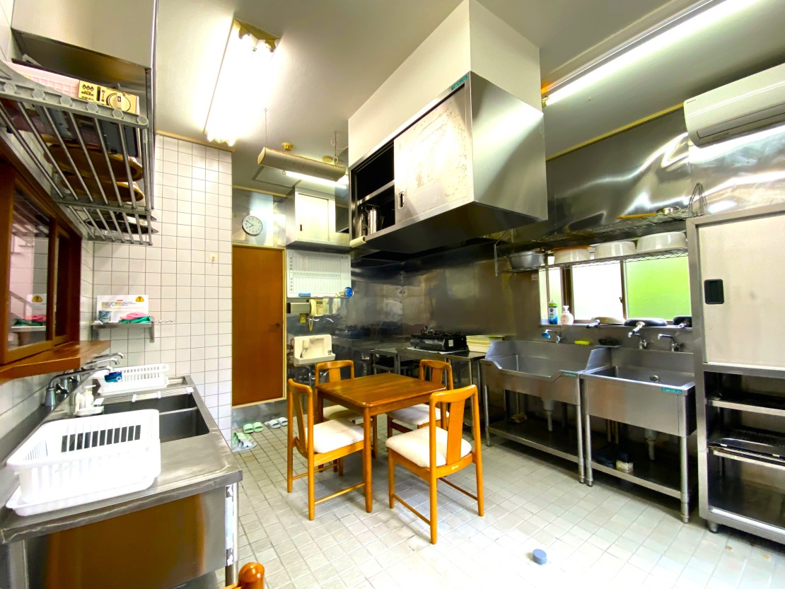 地中海の家｜静岡県・伊豆高原｜厨房