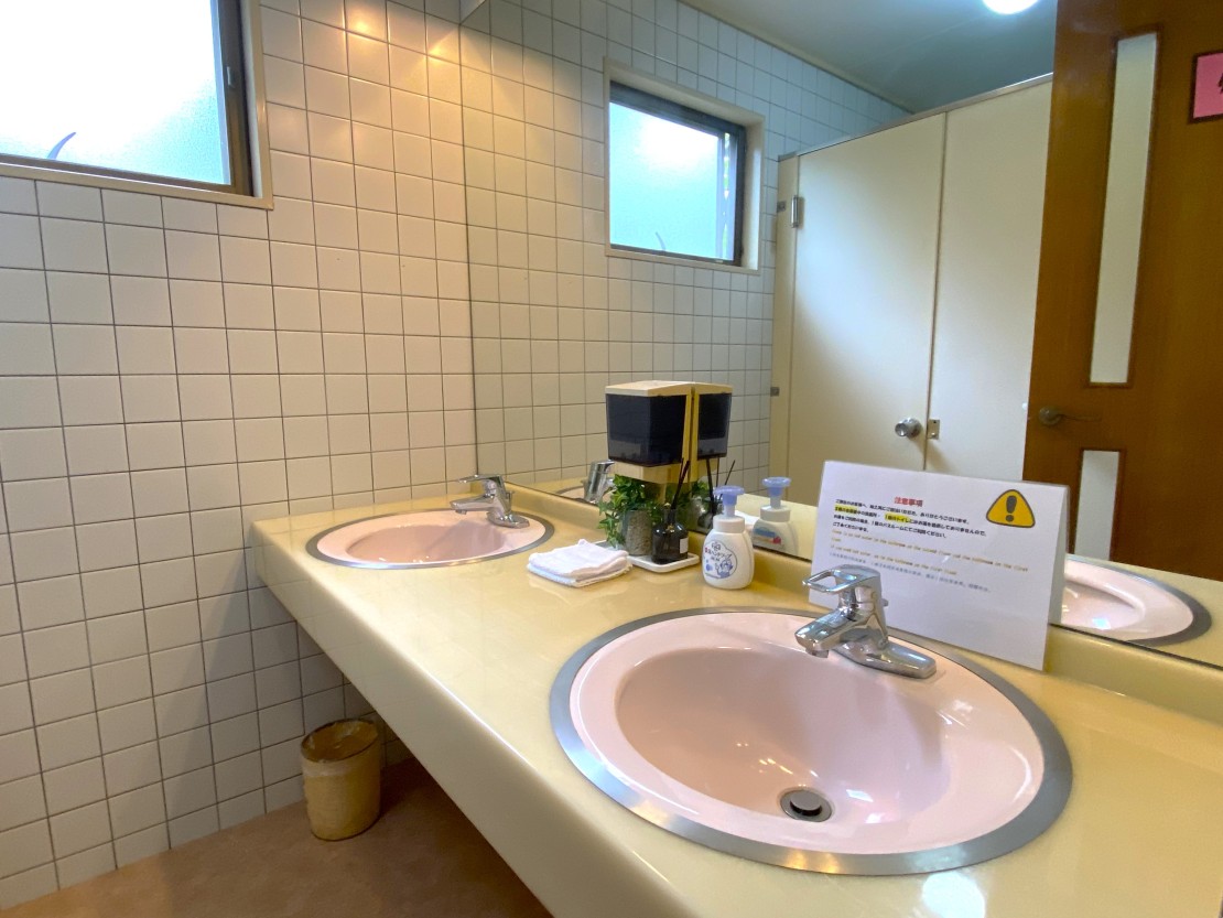 地中海の家｜静岡県・伊豆高原｜洗面台