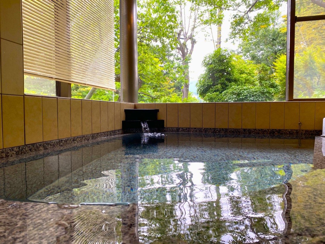 地中海の家｜静岡県・伊豆高原｜温泉大浴場