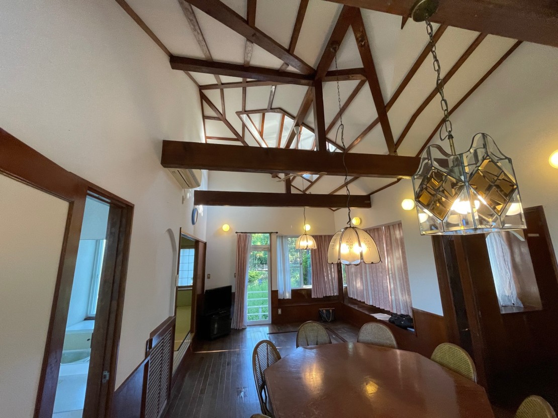 ヴィラセリーヌ｜静岡県・伊豆高原｜リビング・ダイニング living dining