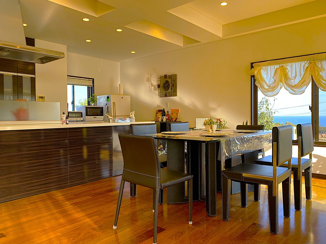 CLUB ROSARANCÈ IZU｜静岡県・伊豆高原｜ダイニング