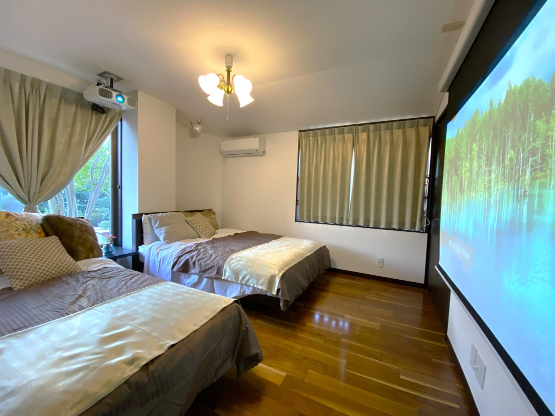 CLUB ROSARANCÈ IZU｜静岡県・伊豆高原｜シアターベッドルーム