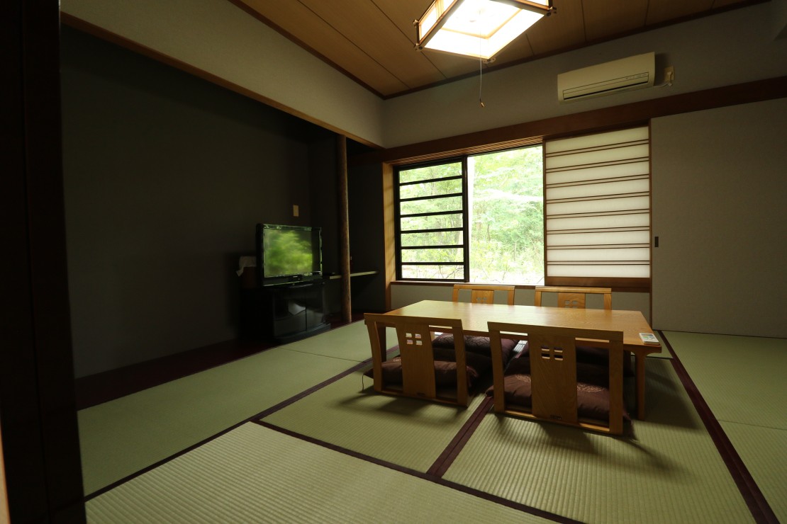 シャロンドレイク伊豆｜静岡県・伊豆高原｜客室③