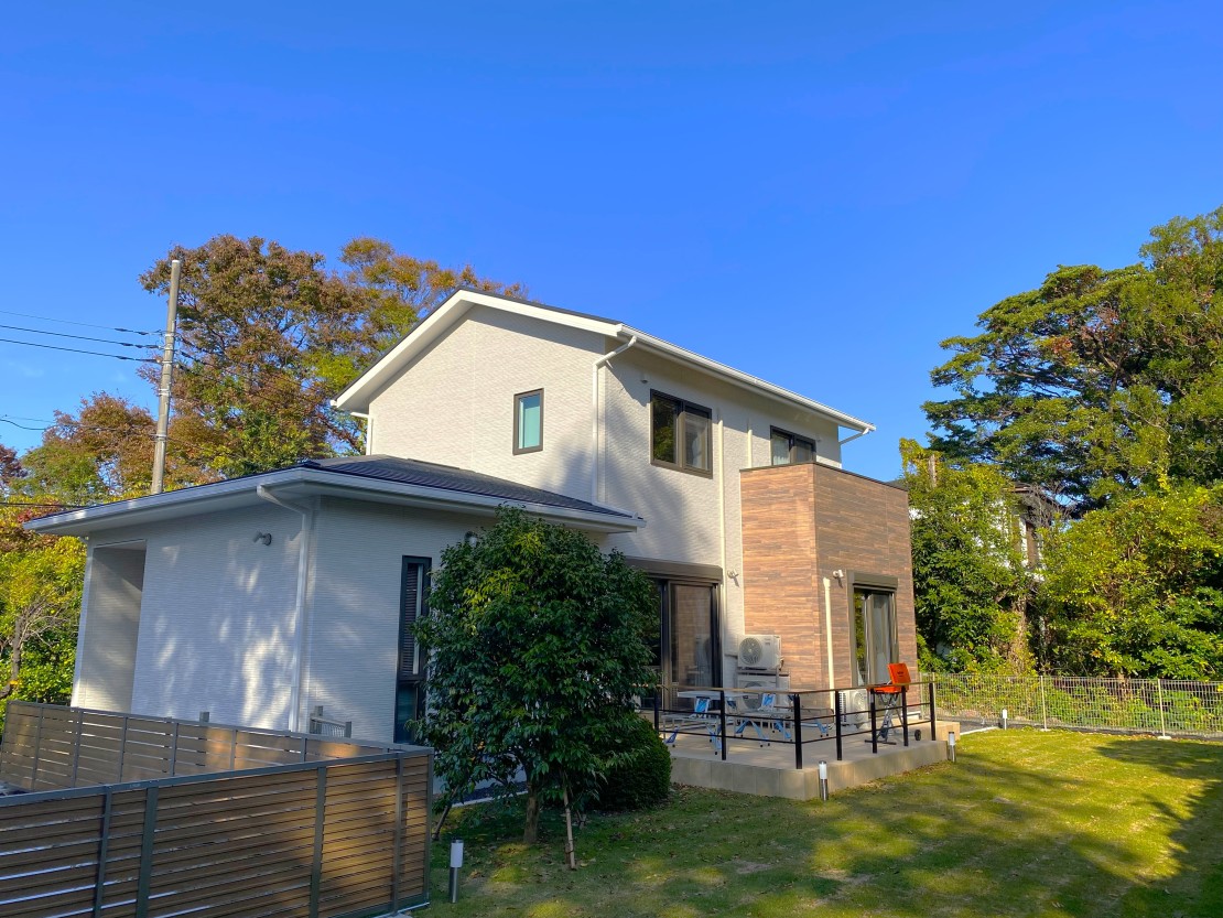 One Forest Villa｜静岡県・伊豆高原｜外観（駐車場２台）