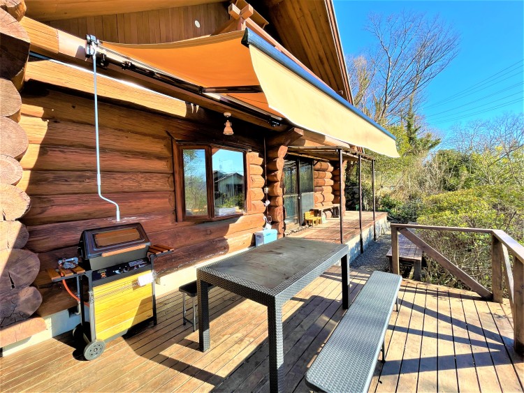 静岡県 伊豆高原のコテージ｜ウッドペッカーの写真：BBQテラス