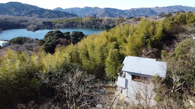 静岡県 伊豆高原のコテージ｜ウッドペッカーの写真：レイクサイド