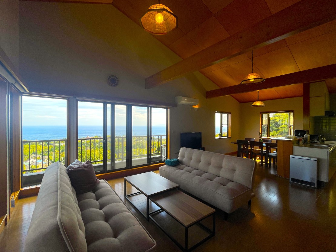 Shining Blue IZU（シャイニングブルー伊豆）｜静岡県・伊豆高原｜オーシャンビューLDK　ocean view LDK