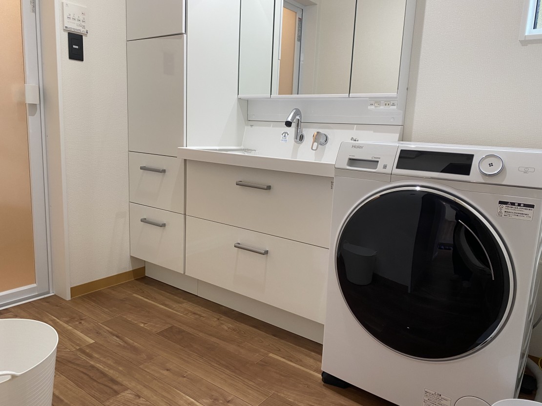 オリーヴハウス｜静岡県・伊豆高原｜洗面所　wash room