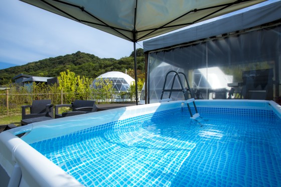 大阪府 大阪南部（堺・岸和田・関西空港）のグランピング｜SKYDOME阪南：プール付き