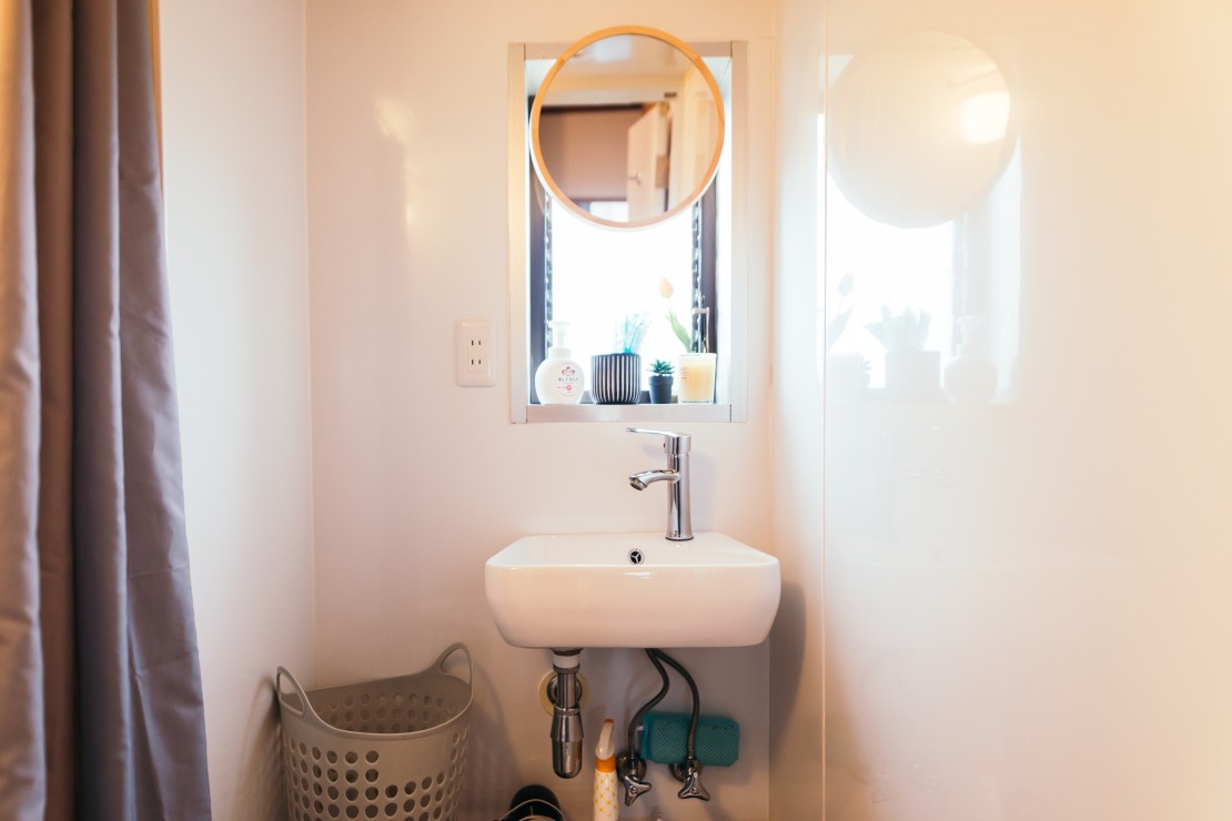 ocean view mint｜千葉県・館山・南房総｜リノベーションしたての洗面所＆バスルーム