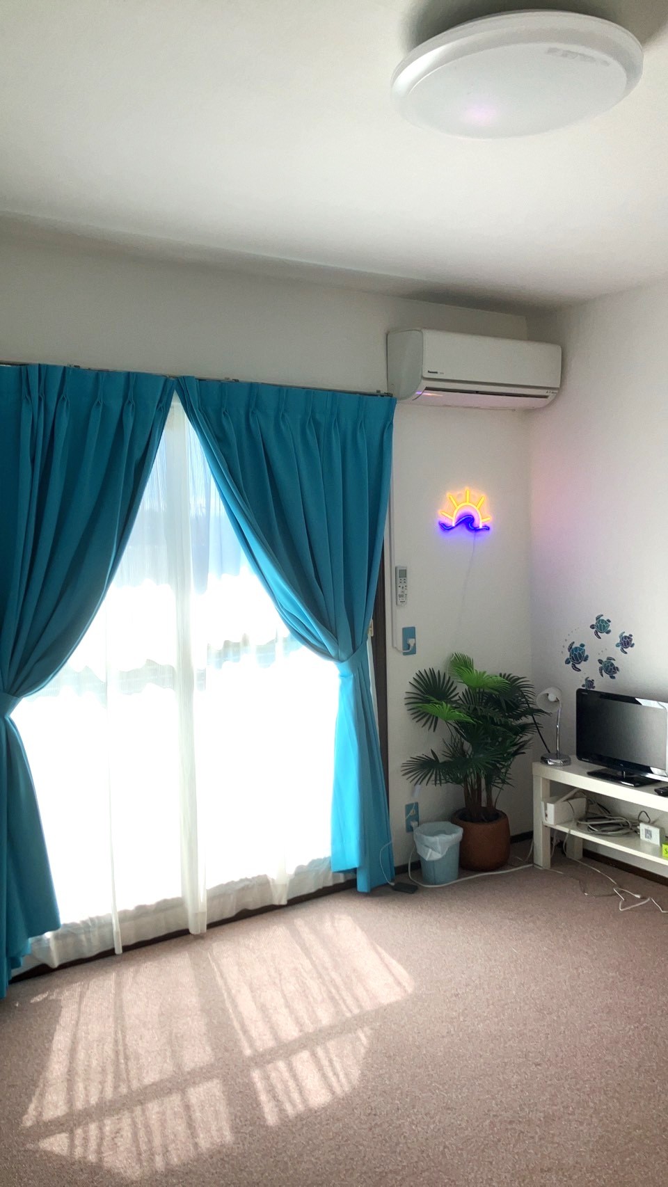 ocean blue mint｜千葉県・館山・南房総｜かわいらしい寝室♪