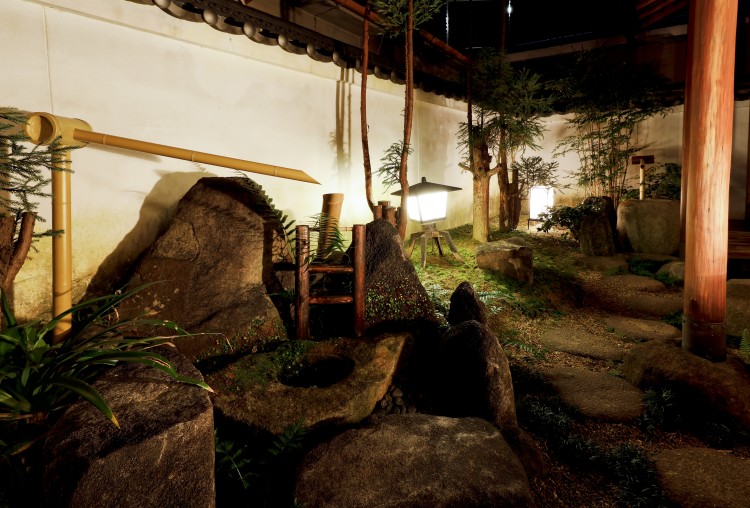 大阪府 新大阪・江坂・十三・塚本のコテージ｜庭之宿 新大阪 日本庭園の家の写真：日本庭園