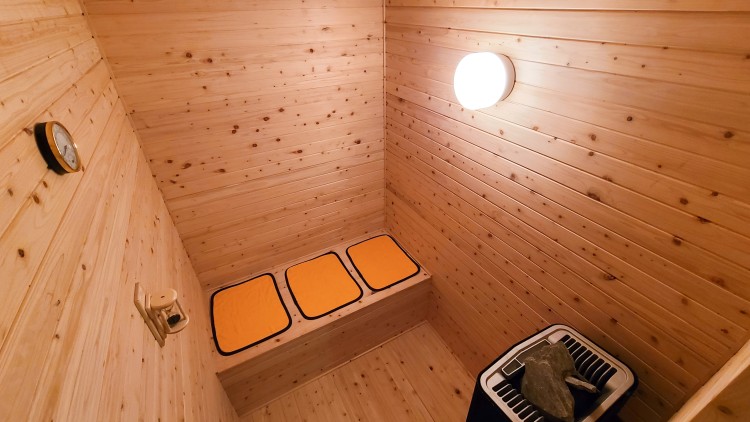 大阪府 大阪東部（寝屋川・守口・門真・東大阪）のコテージ｜暖炉之宿 コンセプトハウス星田の写真：サウナ