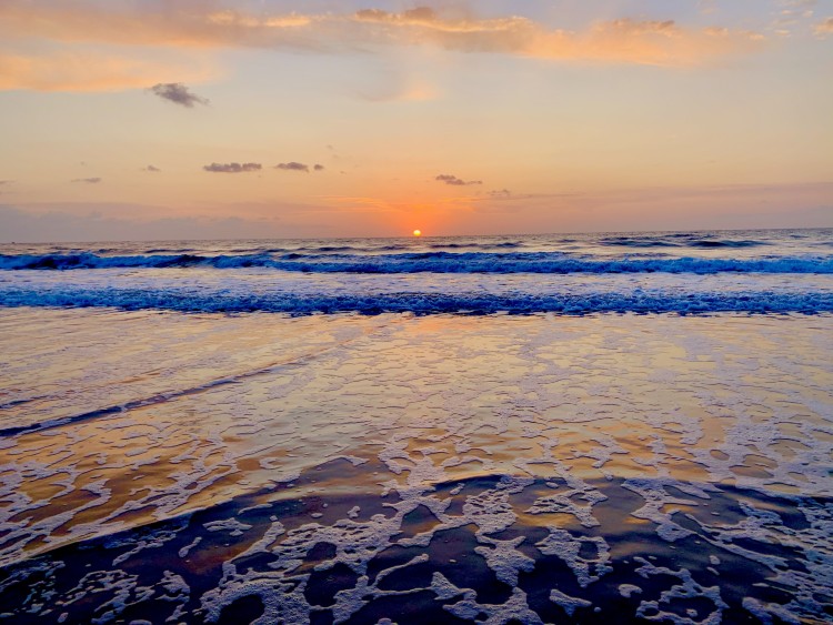 千葉県 勝浦・鴨川のコテージ｜Bungalow Oneの写真：前原海水浴場まで徒歩1分