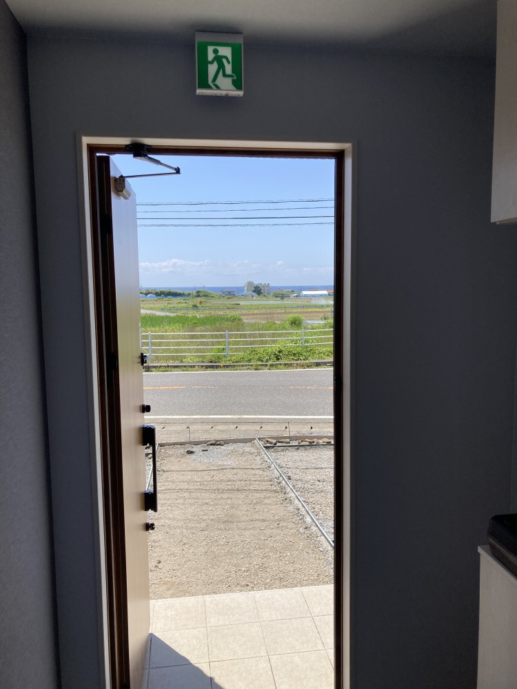 千葉県 館山・南房総のコテージ｜ocean kids mintの写真：１階からの水平線がくっきり見えます