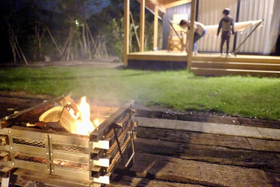 千葉県 勝浦・鴨川のグランピング｜鴨川プライベートヴィラうら庭：焚き火OK