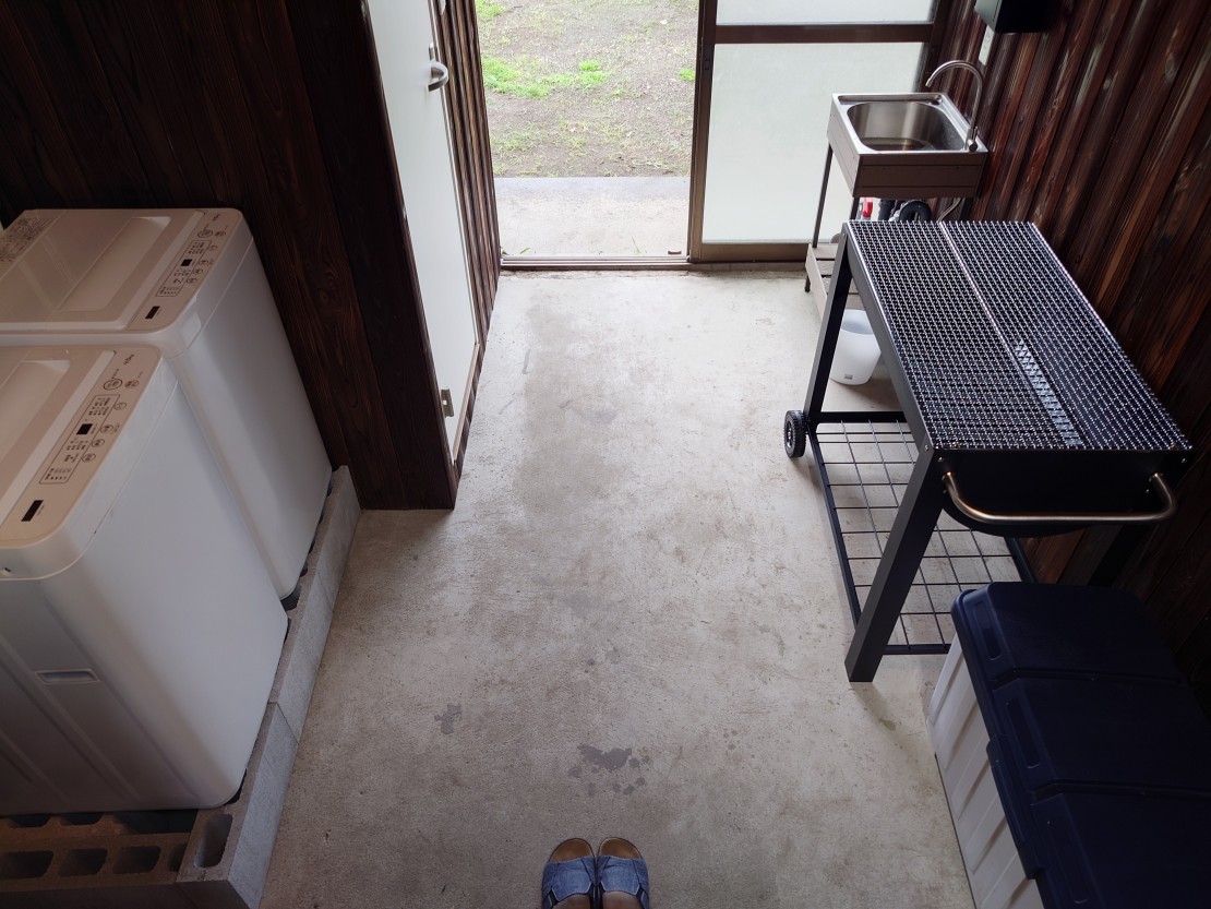 楽匠館｜千葉県・館山・南房総｜BBQ準備にも使える土間スペース