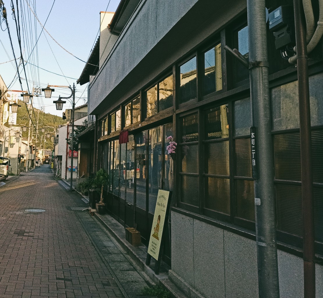 まろや四季｜愛媛県・南予・宇和島｜外観（2階建て古民家）