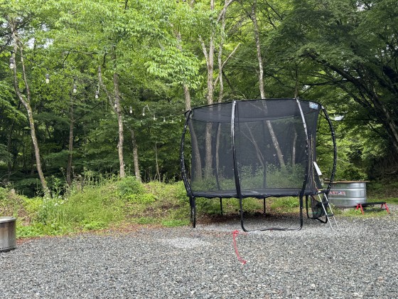 山梨県 大月・都留の貸別荘・コテージ｜SNUG CAMP HOUSE：子供遊具