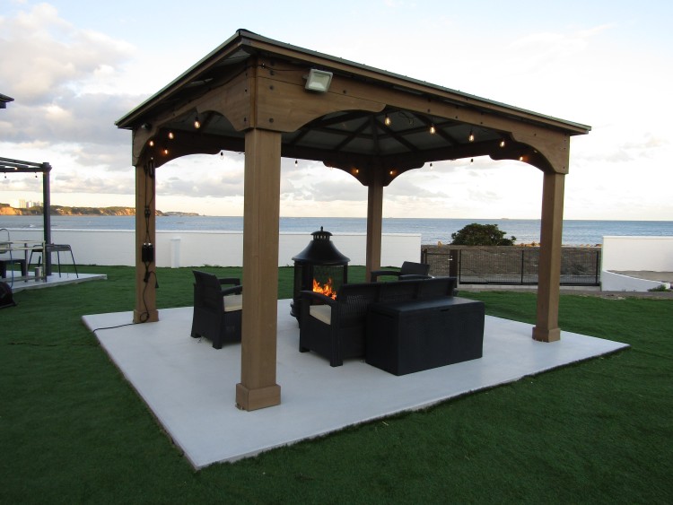 三重県 志摩のコテージ｜Ocean’ｓ Resort Villa FARBE 路地裏の別荘の写真：焚火が出来るガゼボ