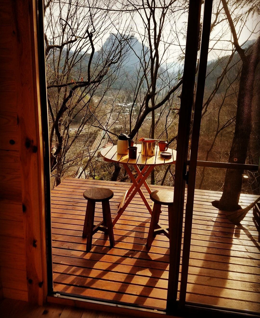 群馬県 四万・吾妻・川原湯のコテージ｜古民家の宿 金木の写真：敷地内のツリーハウス