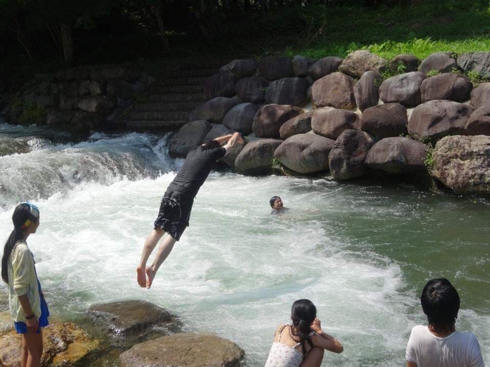 古民家の宿 金木｜群馬県・四万・吾妻・川原湯｜徒歩5分の清流。夏は川遊びできます。
