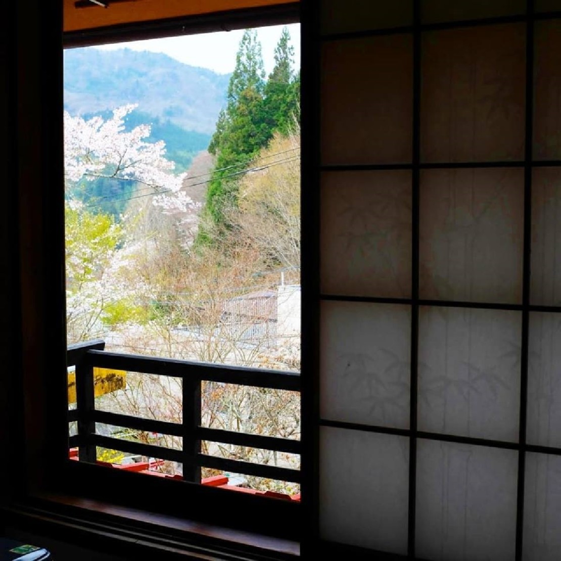 古民家の宿 金木｜群馬県・四万・吾妻・川原湯｜2階、寝室からの景色