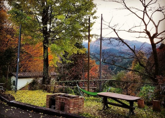 群馬県 四万・吾妻・川原湯の貸別荘・コテージ｜古民家の宿 金木：林間