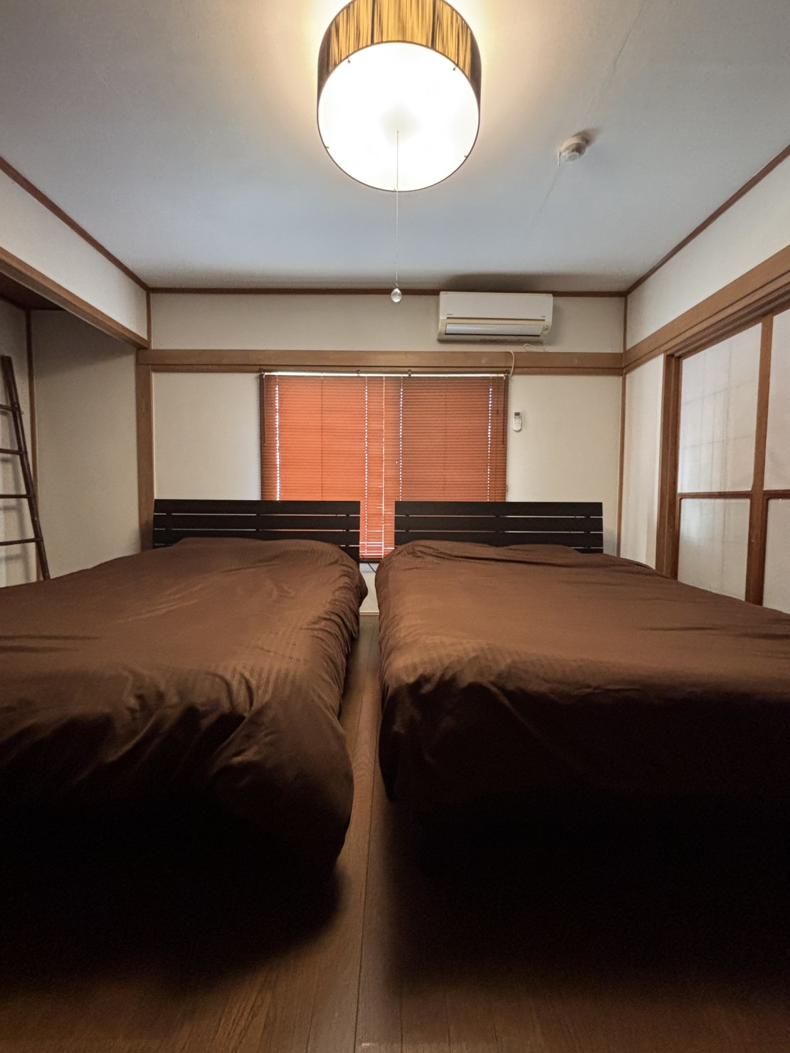 シグナルリゾート｜千葉県・九十九里・銚子｜1階　洋室
ダブルベッド×2