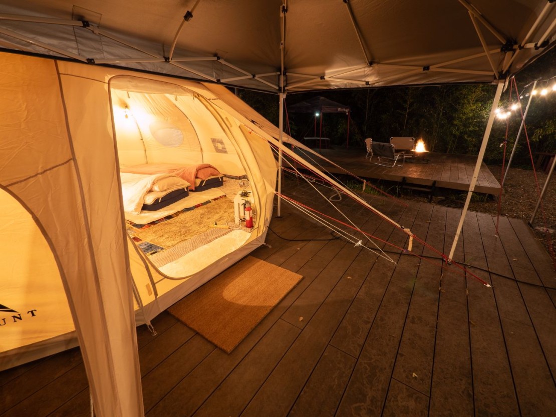 Rivage Blue｜千葉県・木更津・君津・富津｜グランピング　テント入口