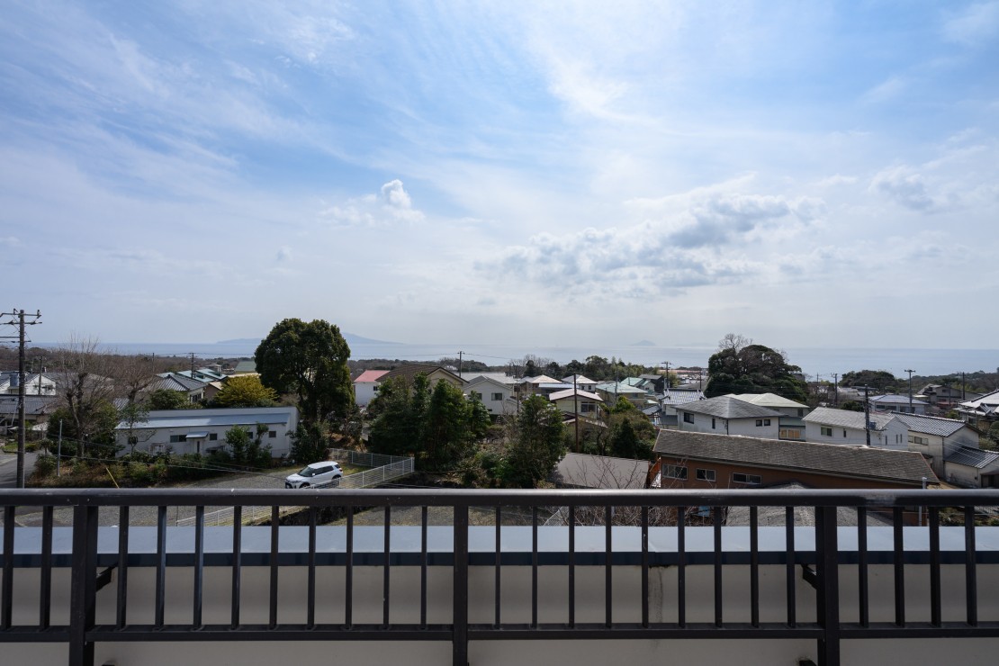 無限館｜静岡県・伊豆高原｜屋上から伊豆の満天の星空観賞も。
