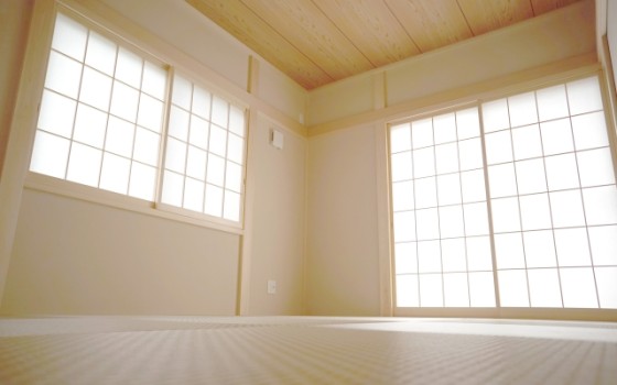 静岡県 伊豆高原の貸別荘・コテージ｜無限館：格安