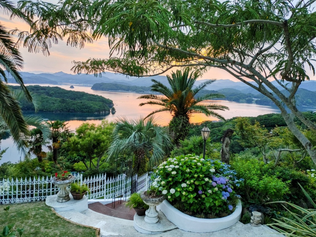 Sunset Terrace Ise Shima｜三重県・奥伊勢｜Garden and Ocean View