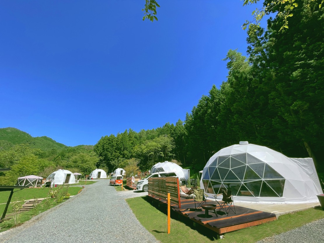 WORKATION RESORT THE FOREST｜山梨県・大月・都留｜森の風を感じるラグジュアリーな体験