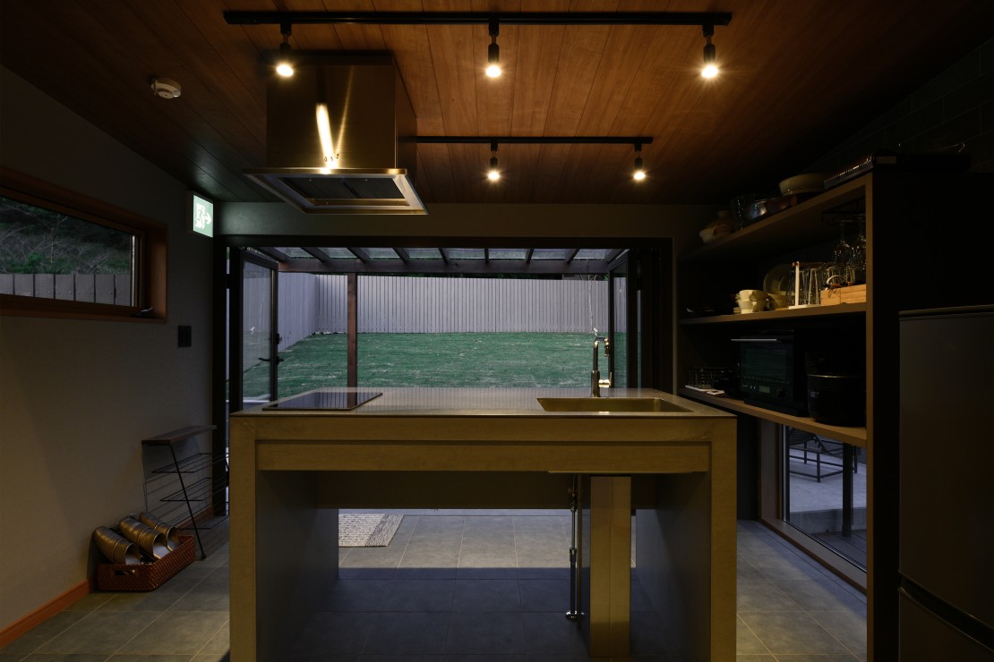 BON-MAL TREE｜千葉県・勝浦・鴨川｜部屋からドックランを見渡せます。