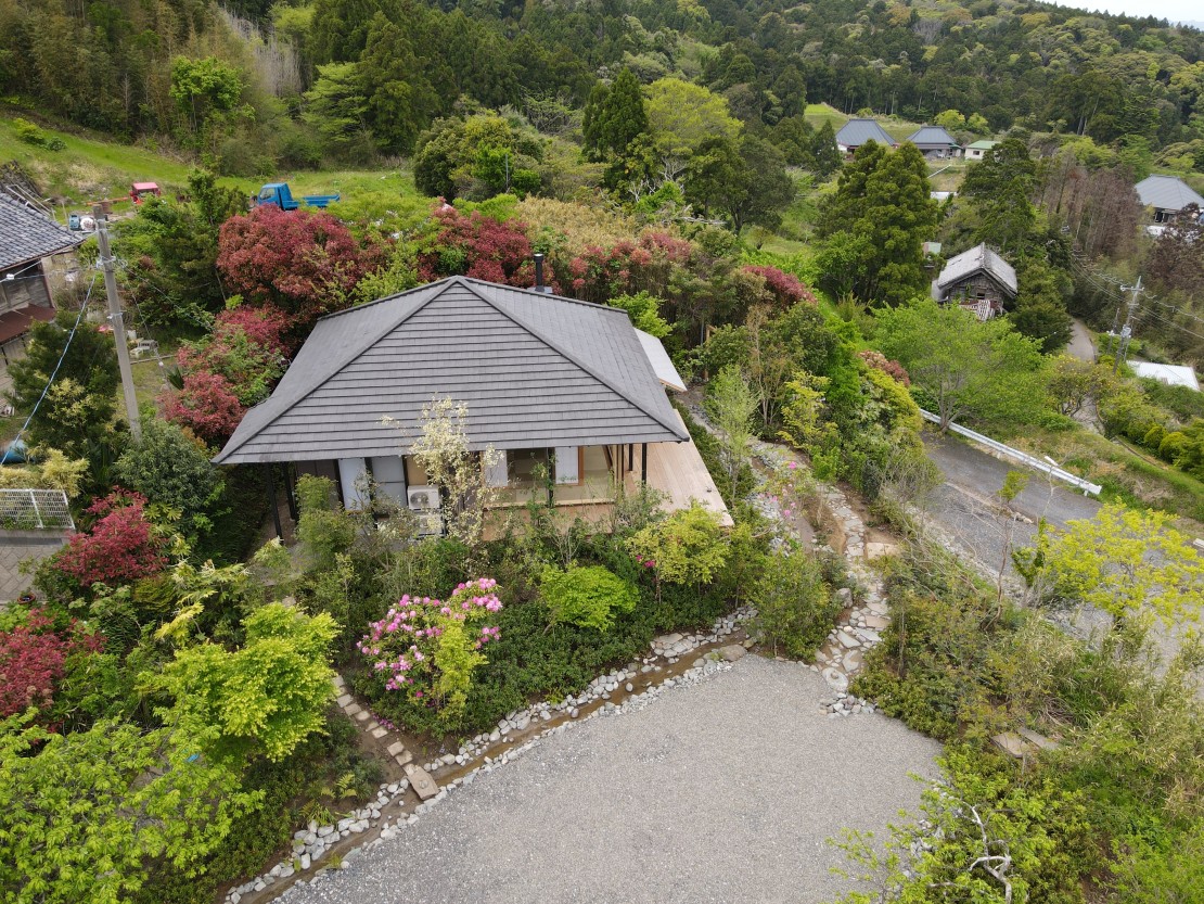 BON-MAL ZEN｜千葉県・勝浦・鴨川｜里山を見渡せる高台にございます。