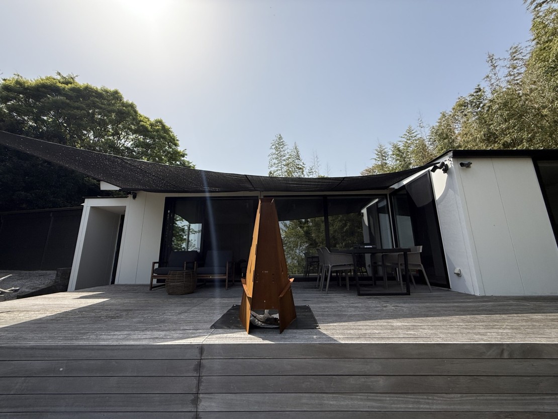 バケーションホーム＆アトリエール VILLA PINECOVE｜千葉県・館山・南房総｜誰からも邪魔されない贅沢な環境と、有り余るほどゆっくりと流れる時間というかけがえのないご褒美が隠されています。