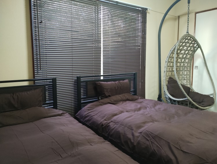 静岡県 伊東・宇佐美・川奈のコテージ｜コテージinZYX（ジィックス）の写真：ツインベッドルーム