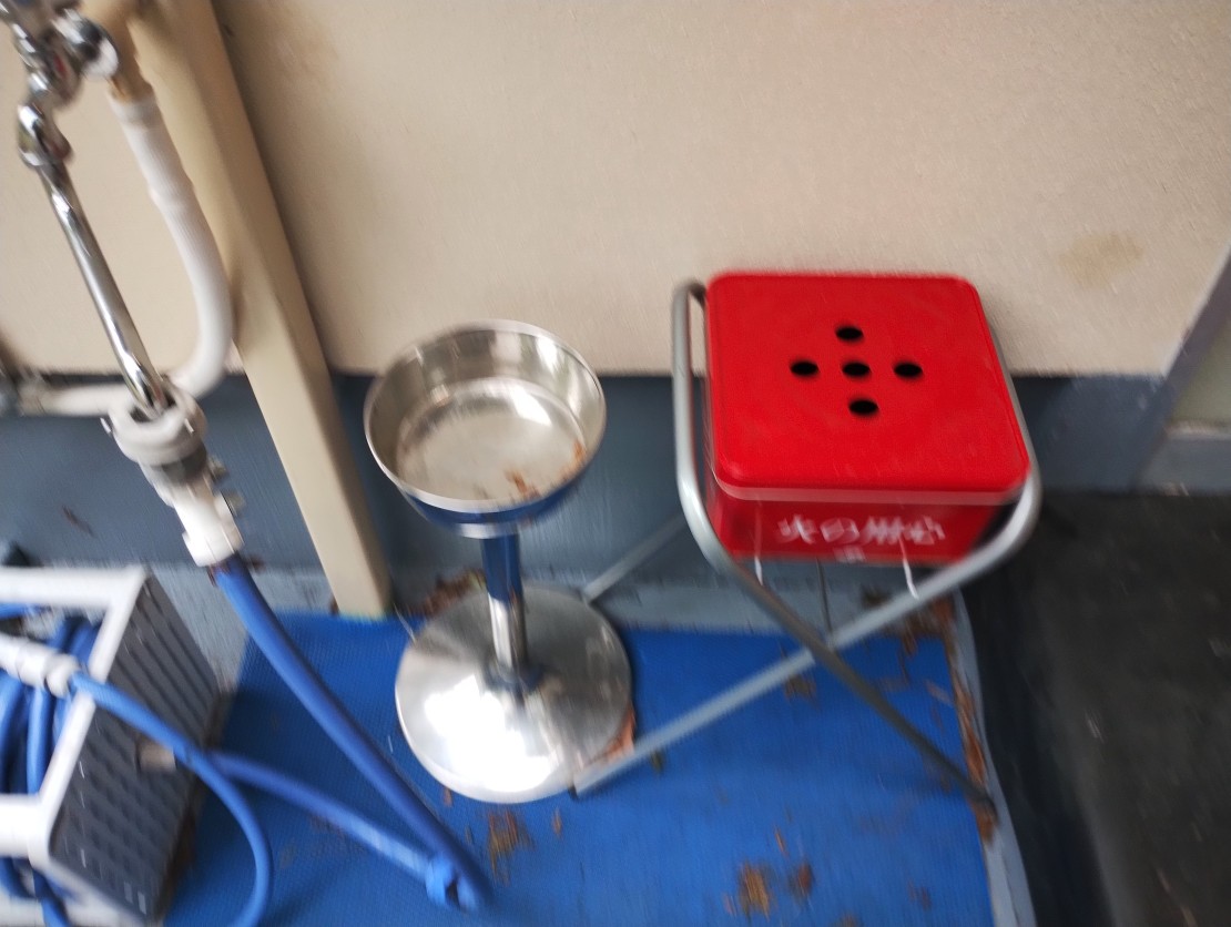 コテージinZYX（ジィックス）｜静岡県・伊東・宇佐美・川奈｜喫煙は喫煙所にてお願い致します。