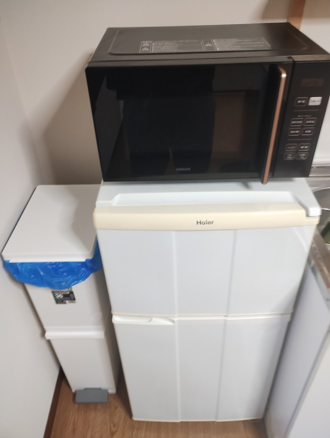 コテージinZYX（ジィックス）｜静岡県・伊東・宇佐美・川奈｜冷蔵庫＆電子レンジ